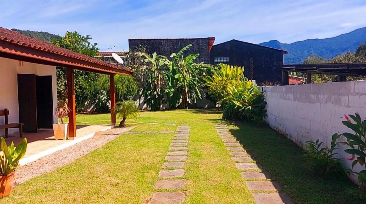 Casa Deliciosa, Vista Montanha, Wifi, Ar Condicionado, Quintal Enorme! *