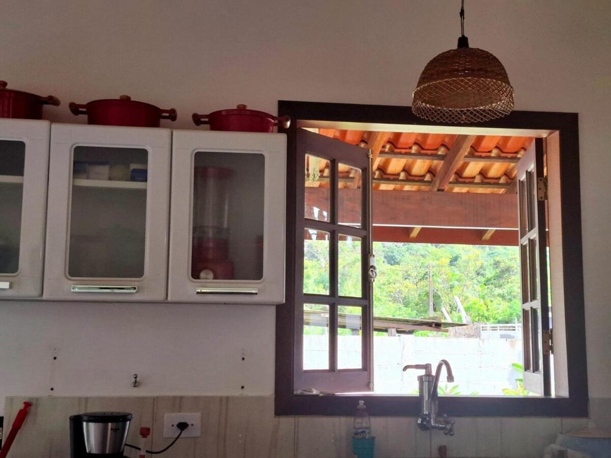 Casa Deliciosa, Vista Montanha, Wifi, Ar Condicionado, Quintal Enorme! Ubatuba