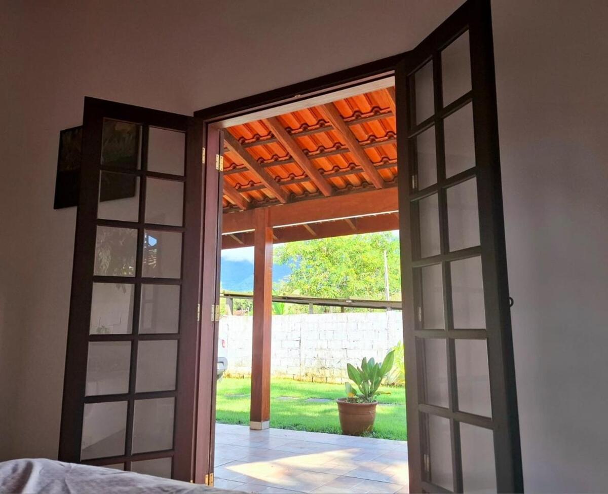 Casa Deliciosa, Vista Montanha, Wifi, Ar Condicionado, Quintal Enorme! *